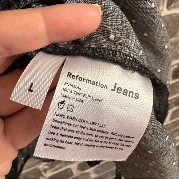 REFORMATION Alaina Wrap Top Ditto Dot Black White Polka Dot Print blouse shirt - Picture 11 of 13